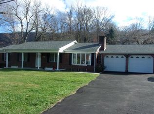 386 Clear Fork Rd, Tazewell, VA 24651