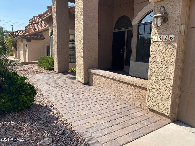 1526 West Wagner Drive - 1 — Photo 3