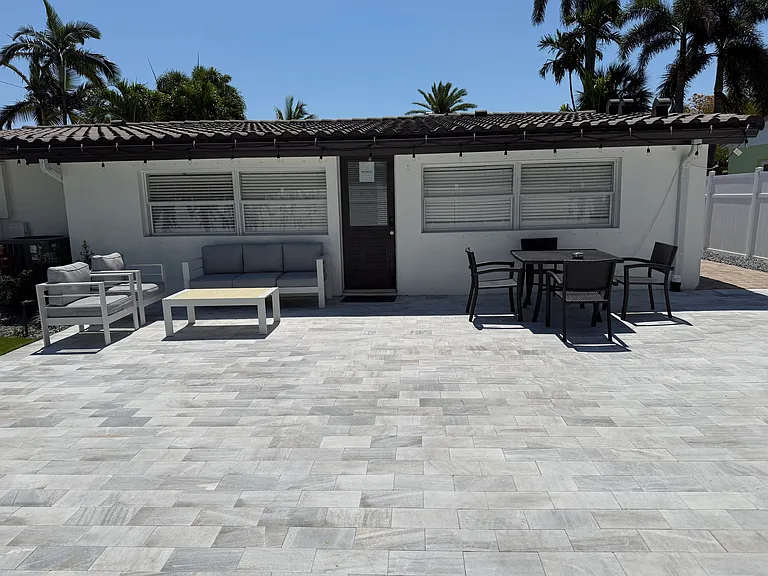 3205 Barton Rd — Photo 41