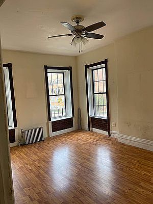 5th image of 936 Marcy Ave Floor 1