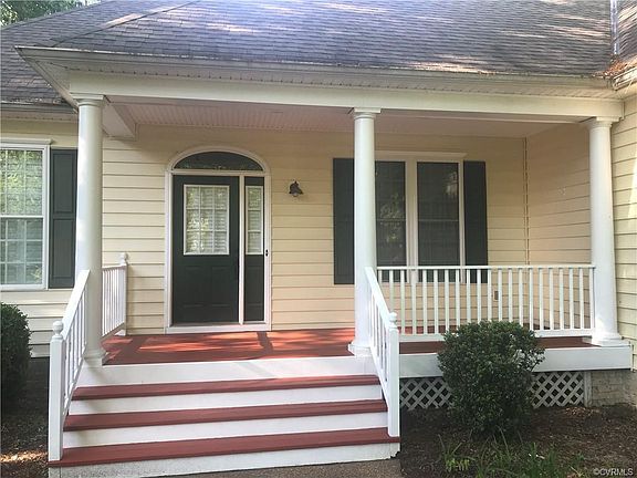 5th image of 30 Riverboat Ln W