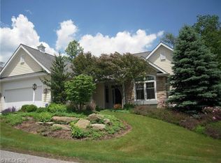 17415 Beech Grove Trl, Chagrin Falls, OH 44023