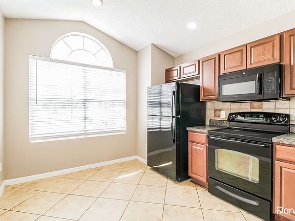 5th image of 1800 Wexham Blvd