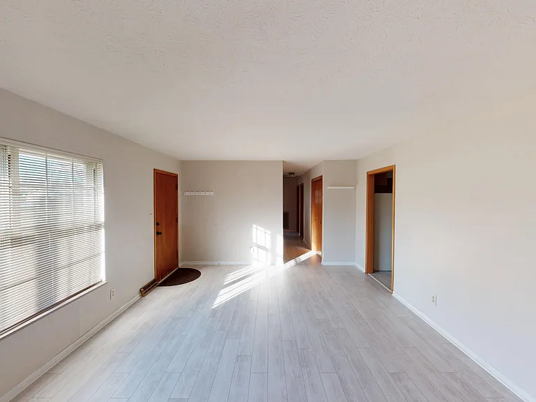 11703 S Williamsburg Dr — Photo 19