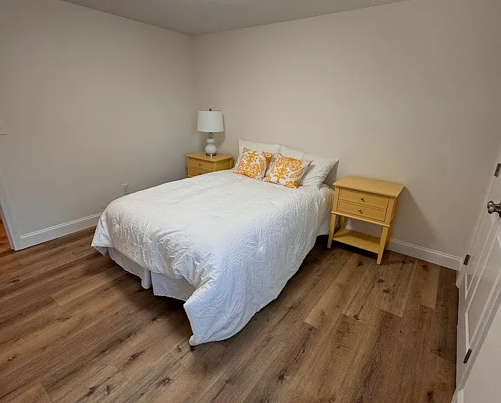 300 New River Rd — Photo 14