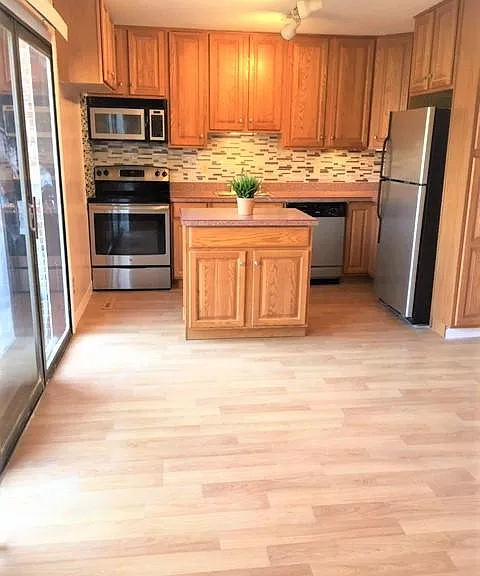 63 Covington Dr — Photo 3