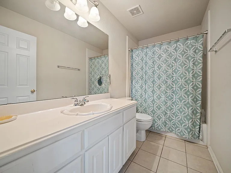 1571 Coastal Dr — Photo 7