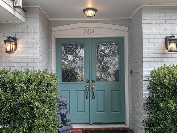 4th image of 2414 Hickory Hills Cir