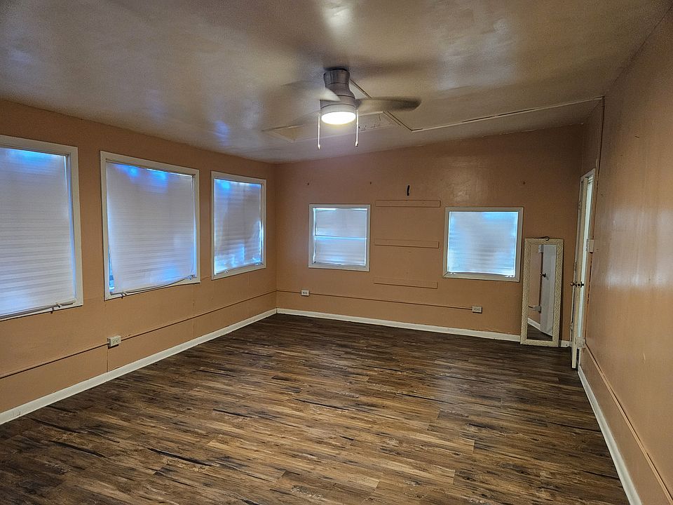 MASTER BEDROOM 3rd VIEW