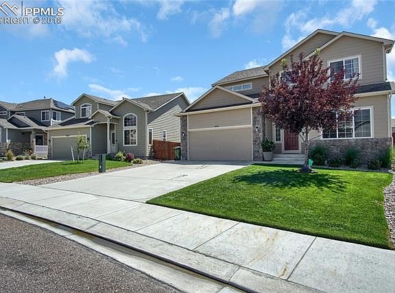 3rd image of 9419 Dakota Dunes Ln