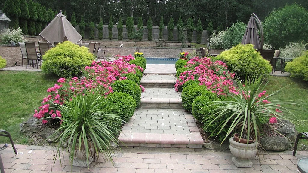 Southhampton MD-LD $95k, July-LD $68k, $35k July or $40k August — Photo 3