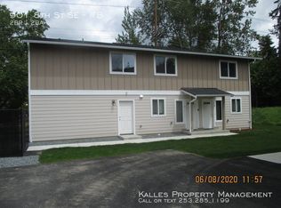901 8th St SE #B, Puyallup, WA 98372