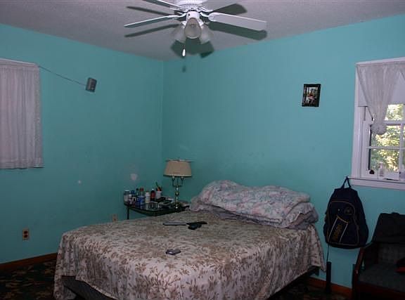 5th image of 3957 English Oak Dr
