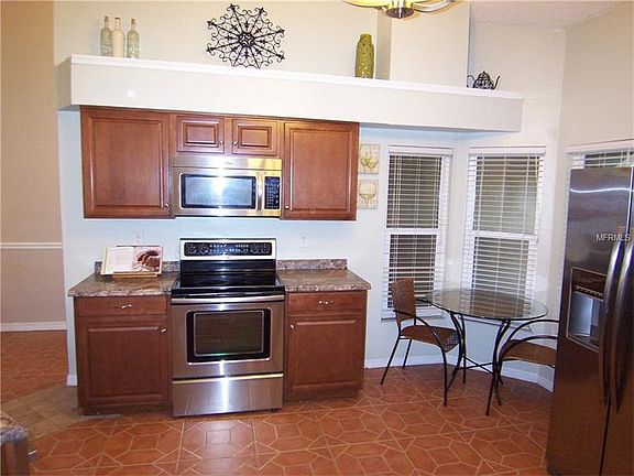 4th image of 8709 Boysenberry Dr