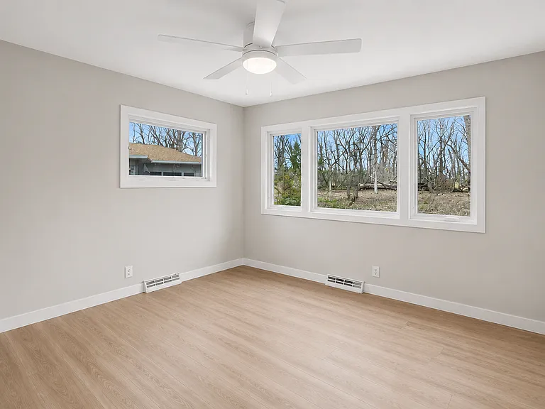 2512 Timber Dr — Photo 7
