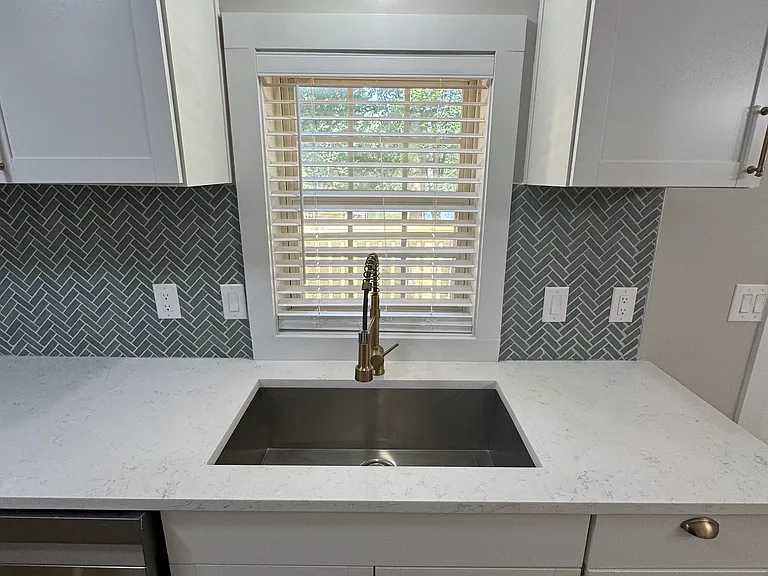 7498 Bankhead Rd — Photo 11