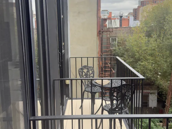 364 Myrtle Avenue image 15 of 23