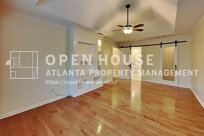 3829 Bluffview Dr — Photo 9