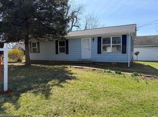 90 Bugle Ln, Kearneysville, WV 25430