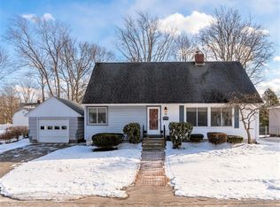 74 Sunset Rd, Portsmouth, NH 03801