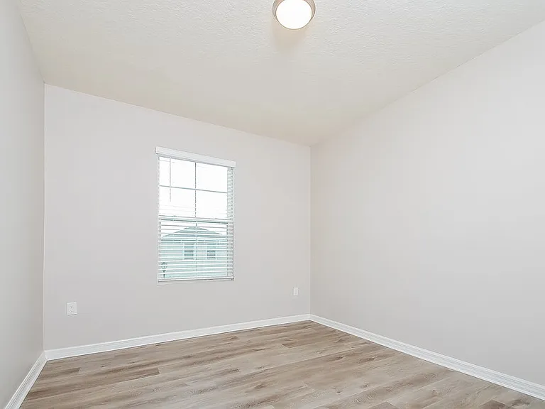 10228 Geese Trail Cir — Photo 13