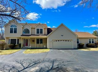 143-145 Trimtown Rd, Scituate, RI 02857