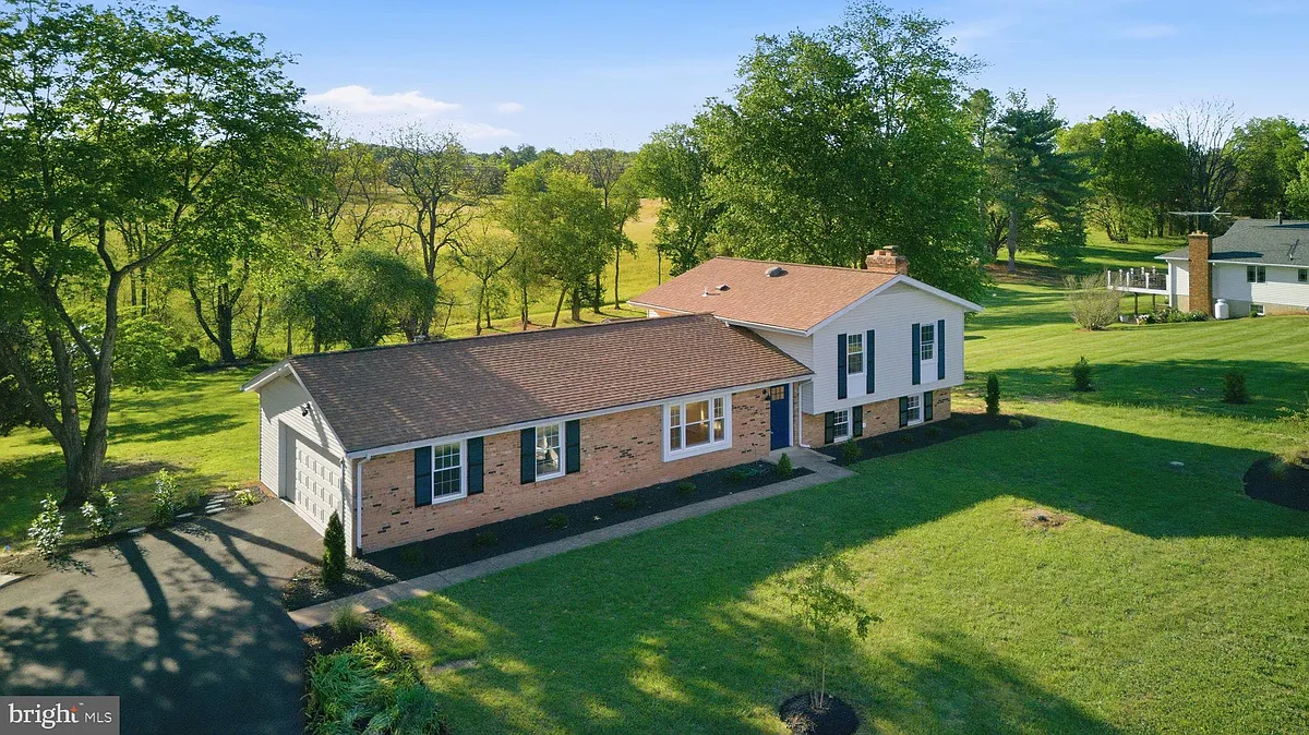 Building Photo - 4508 Old Field Dr