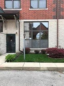 1st image of 4414 S King Dr #E