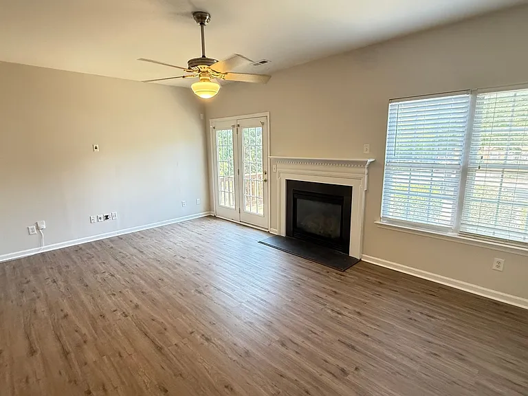 9123 Washam Potts Rd — Photo 3