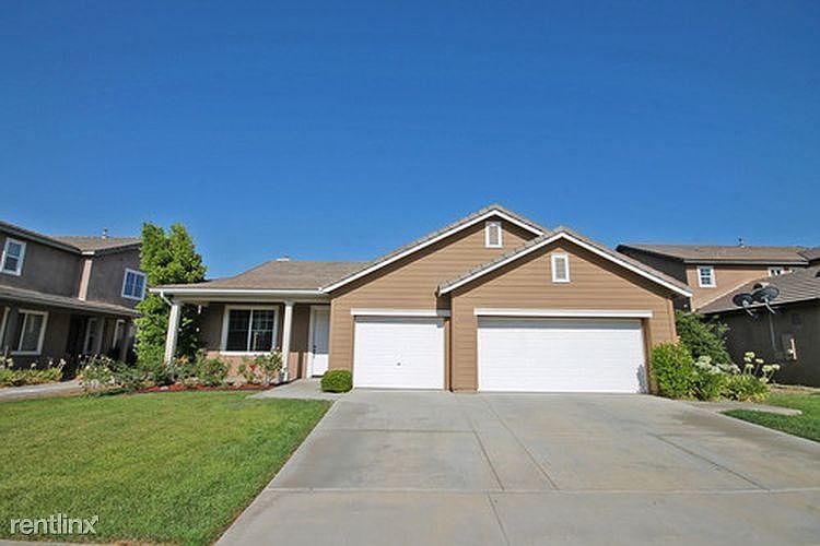 1st image of 35004 Dogwood Ct