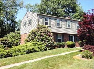 5107 Hamlet Dr, Gibsonia, PA 15044
