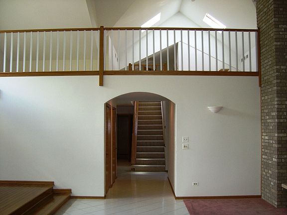 5th image of 12804 Oak Valley Trl