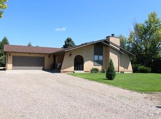 29075 Windrow Dr, Pueblo, CO 81006