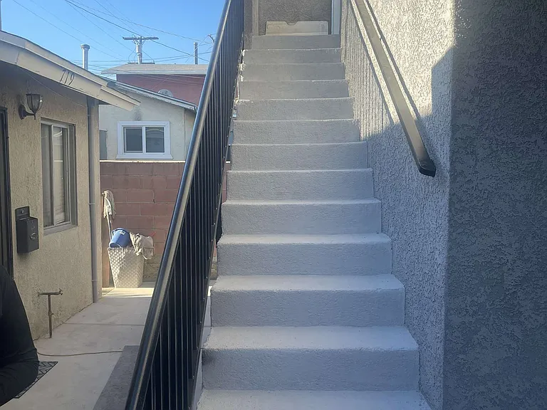 717 School Ave #4 — Photo 3