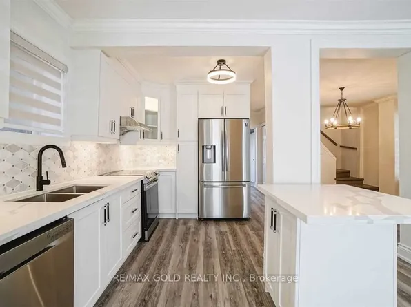 4 Adamson St S, Halton Hills, ON L0P 1K0