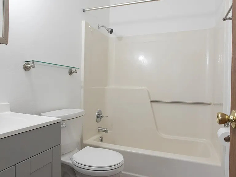 3060 Millstone Dr — Photo 7