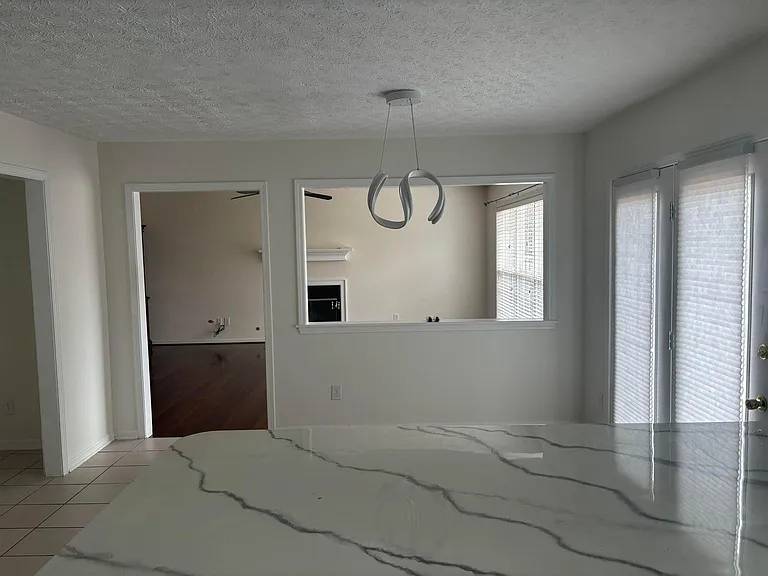 10123 Spring Gate Dr — Photo 27