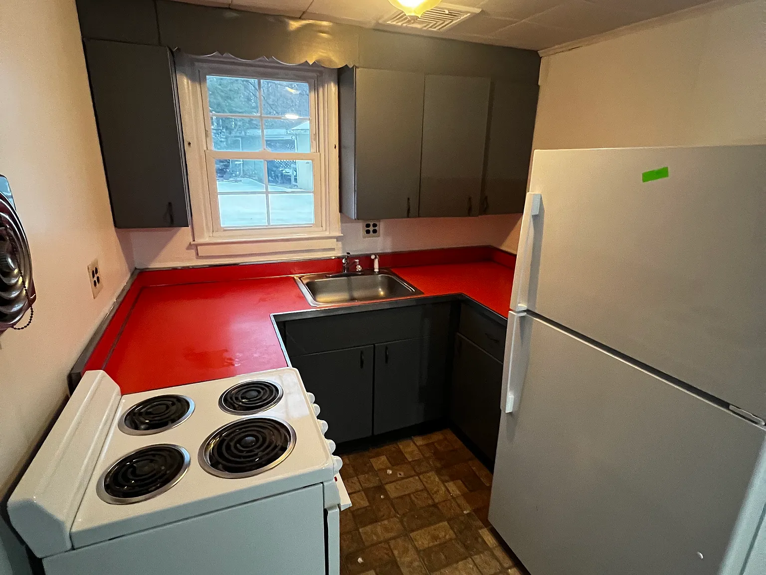 101 Honeywell Ln — Photo 3