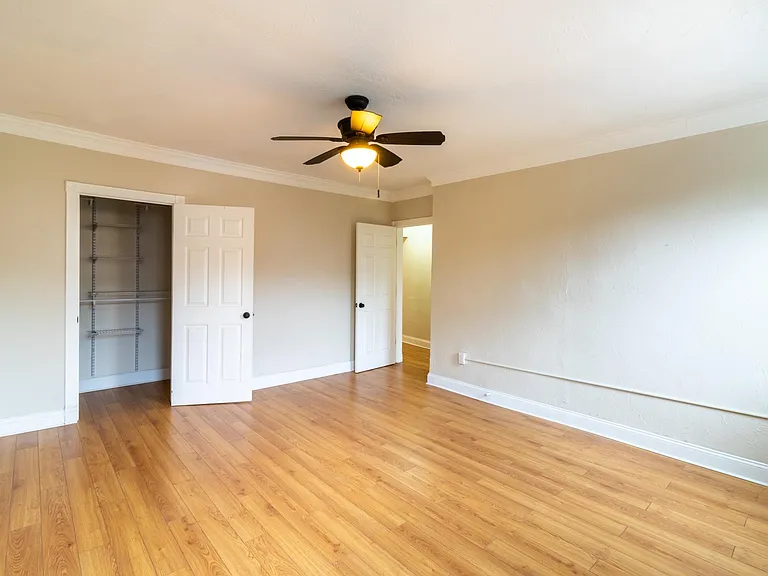 5910 Bryant St — Photo 12
