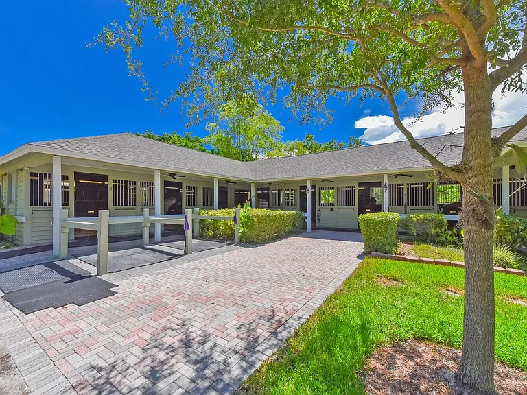 2040 Appaloosa Trl — Photo 7