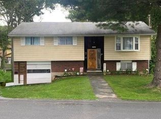1259 Mine St, Old Forge, PA 18518