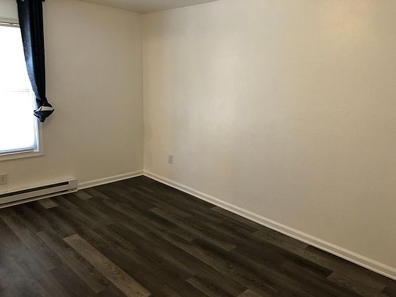 4th image of 1314 Little Bay Ave APT 8