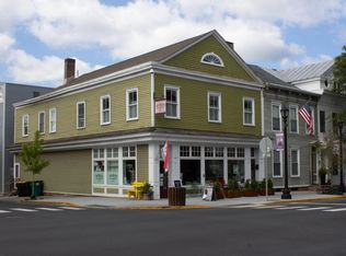 135 Warren St #1, Hudson, NY 12534