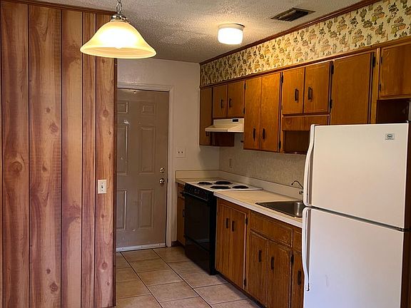 5th image of 928 Bremen Ave #B