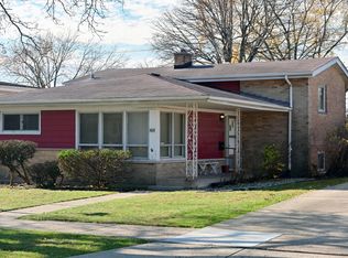 8926 Oak Park Ave, Morton Grove, IL 60053