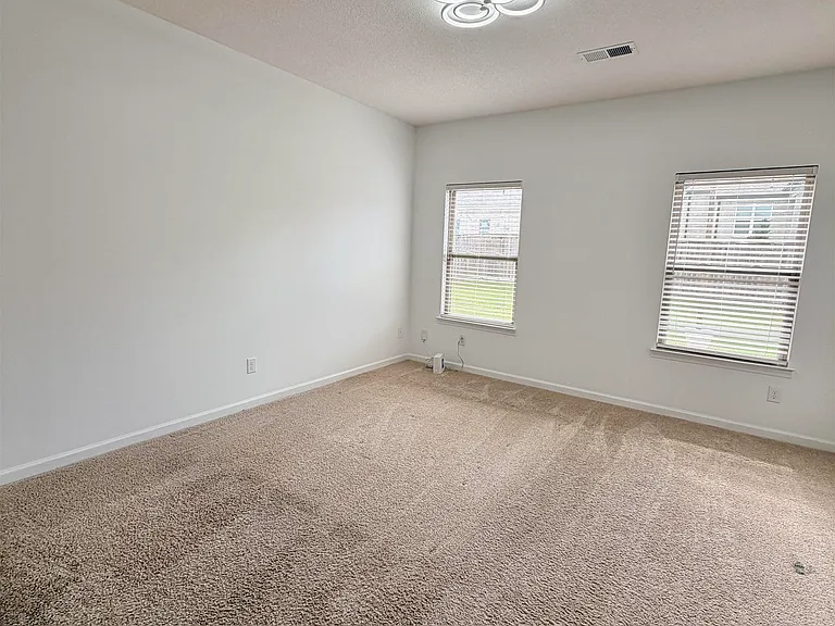 280 Lilly Dr — Photo 23