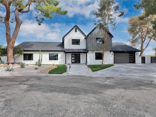 2720 Tioga Pines Cir, Las Vegas, NV 89117
