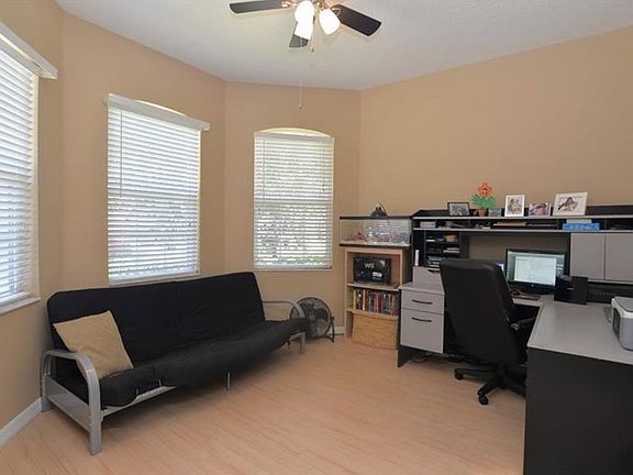 5th image of 12920 Entrada Dr