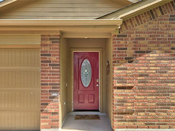 4th image of 314 Brown St