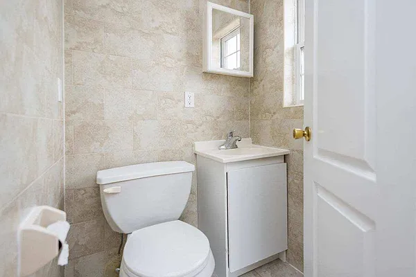 Rented by Bouklis Group | media 5